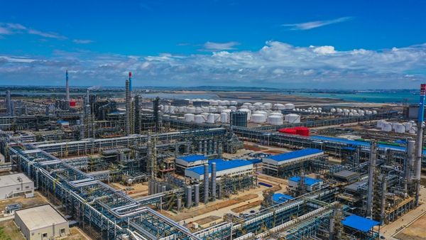 浙江石化拟新增140万吨/年乙烯及下游化工装置